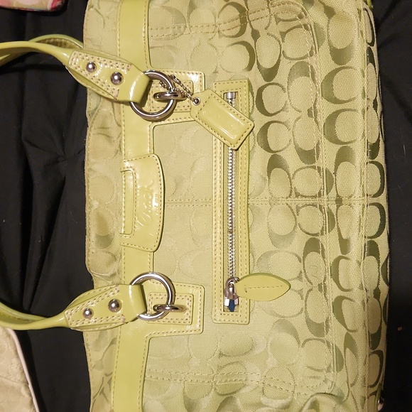 Lime Green Coach set - Picture 2 of 5